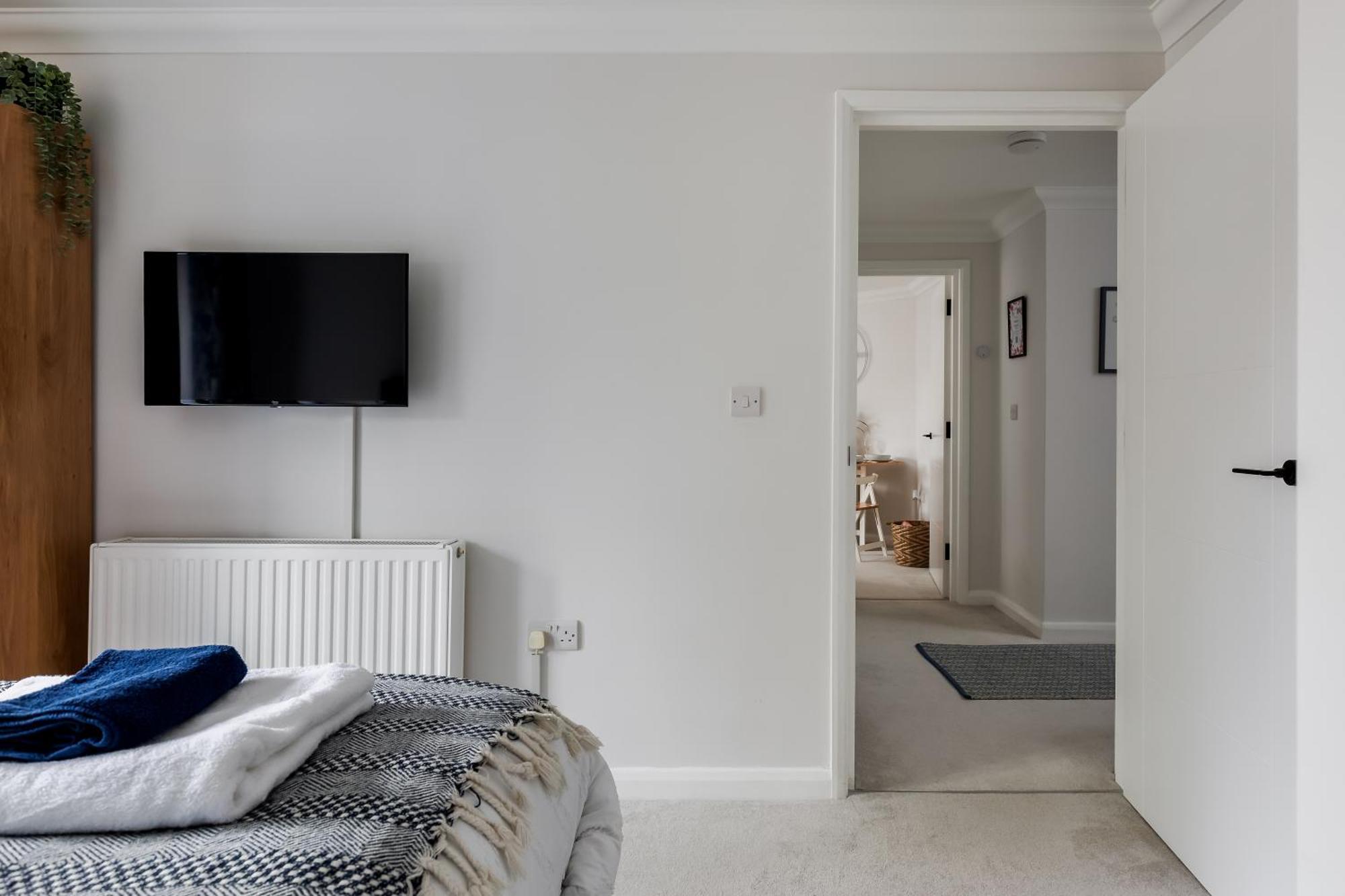 Modern, Comfy Town Centre Gem, Near Beach, Parking Bornemouth