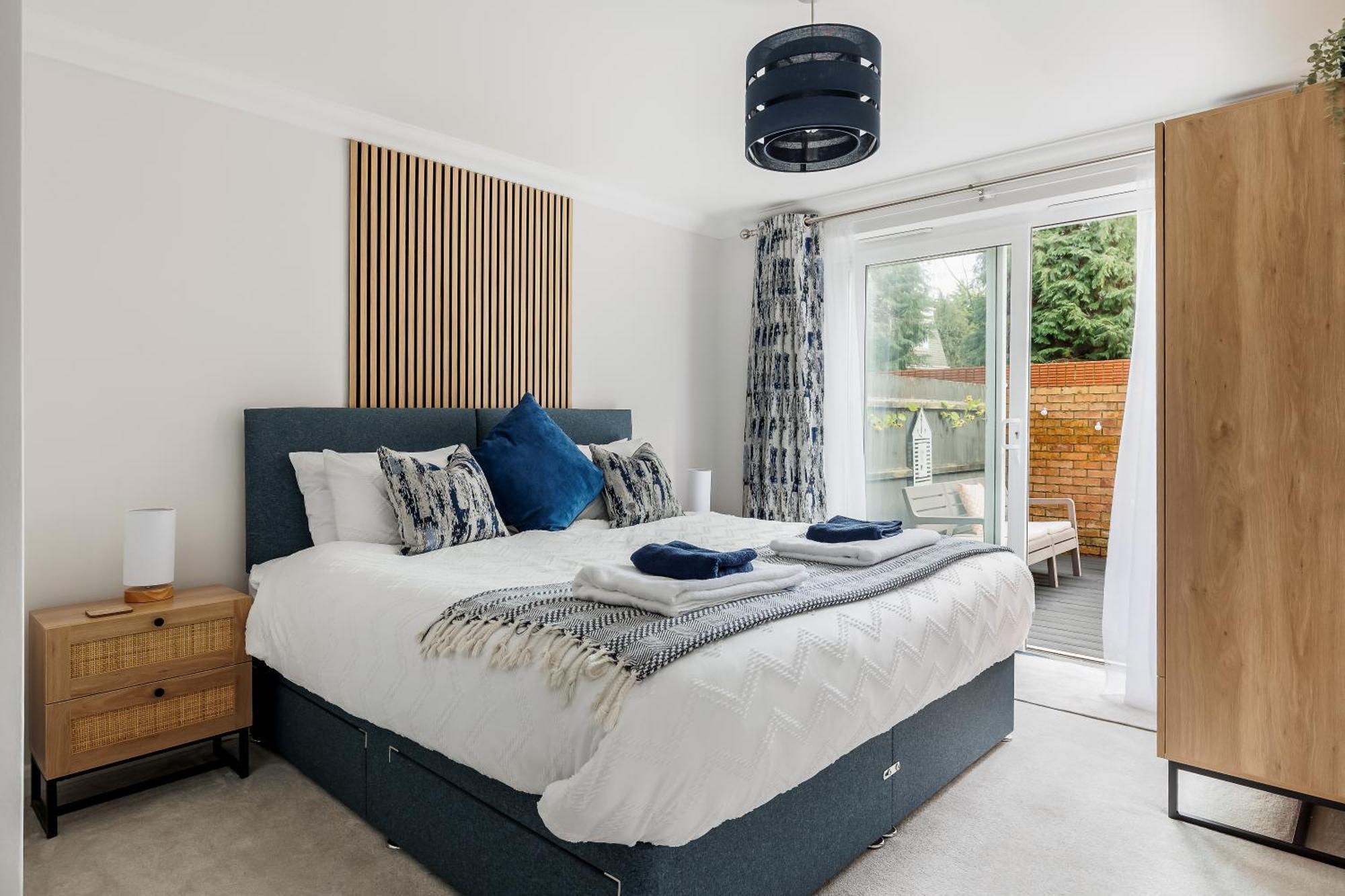 Modern, Comfy Town Centre Gem, Near Beach, Parking Bornemouth
